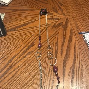 NWT WOMEN PAPARAZZI 2PC LONG PURPLE & SILVERTONE NECKLACE AND EARRING GIFT SET.